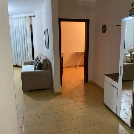 Shtepia Juaj Seaside Newly Renovated 2026 דירה דורס