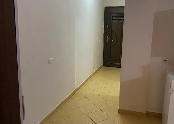 Apartment Shtepia Juaj *