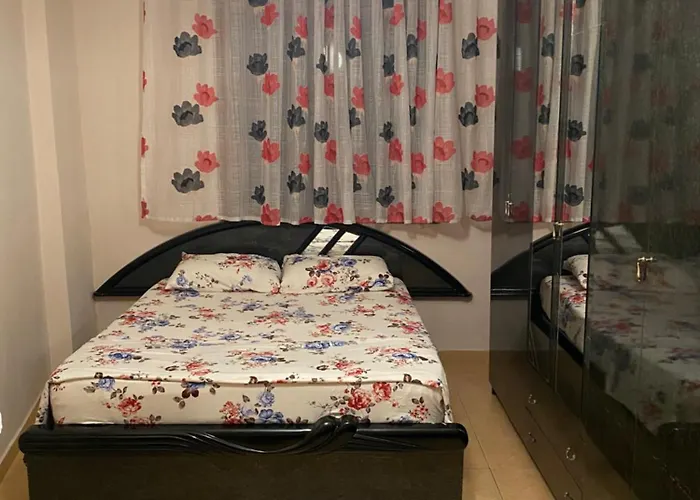 Apartment Shtepia Juaj *