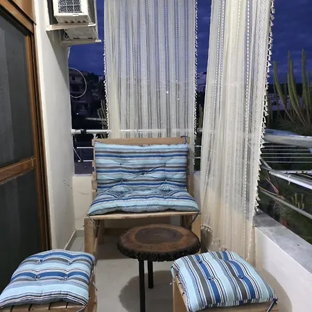 Shtepia Juaj Seaside Newly Renovated 2026 شقة
